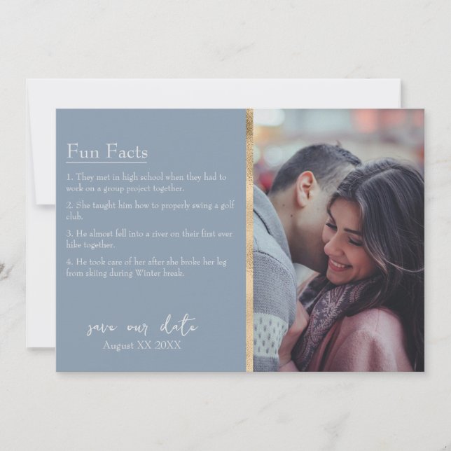 Invitación Foto de los hechos de Bride y Groom en Dusty Blue (Anverso)