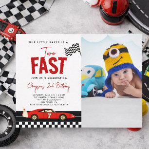 Invitación Foto de niño con dos coches de carreras rápidos pa