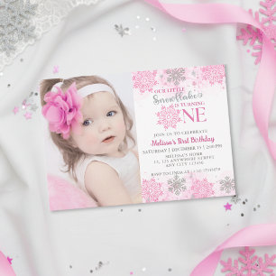 Invitación Foto de nuestro pequeño Chica de cumpleaños rosado