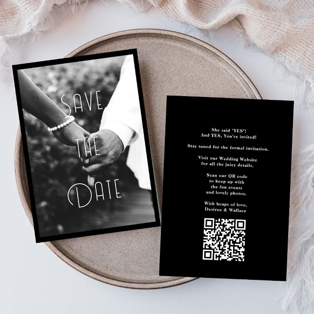 Invitación Foto de pareja vertical en blanco y negro Guardar  (Subido por el creador)