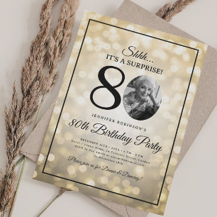 Invitación Foto de sorpresa Cumpleaños 80 Dorado Luces Glam