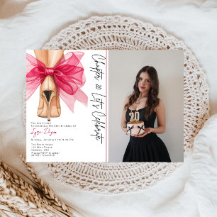 Invitación Foto de tacones altos con lazo rosa para cumpleaño