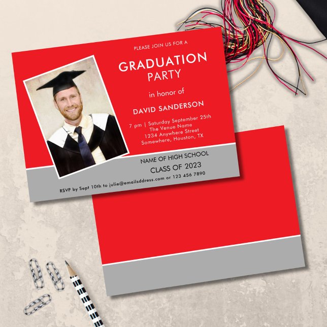 Invitación Foto de texto simple Red Silver 2025 Graduación In (front and back view)