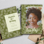Invitación Foto de Treinta Flores de Retro Groovy Cumpleaños<br><div class="desc">Este diseño de poder floral grooval fue creado usando las imágenes de mi sello tallado a mano que convertí en un divertido patrón floral en tono de tonos de aguacate y verde salvia para un ambiente verdaderamente retro. ¡Personaliza tu foto! Arte original de Malissa Melrose.</div>