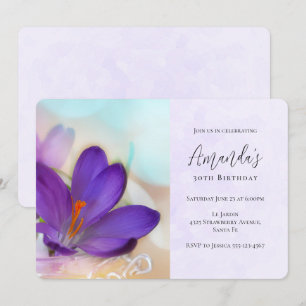 Invitación Foto de un Cumpleaños de un Hermoso Crocus Morado 