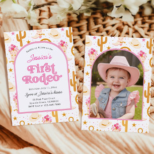 Invitación Foto de Vaquera en su Primer Rodeo Cumpleaños Rosa