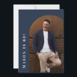 Invitación foto del 60 de marzo fiesta de cumpleaños moderna<br><div class="desc">foto del 60 de marzo,  invitación moderna y sencilla a la fiesta de cumpleaños. Diseño moderno y elegante de tipografía azul marino.</div>