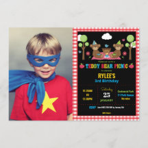 Foto del niño del primer cumpleaños del Chica Tedd