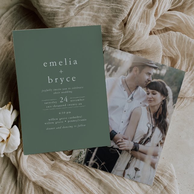 Invitación Foto EMELIA Boda Verde de la naturaleza de Woodlan (EMELIA Photo Woodland Nature Sage Green Wedding Invitation)