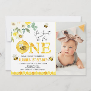 Invitación Foto Floral Honey Bee Primer Cumpleaños de Abeja