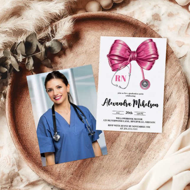 Invitación Foto: graduado de la escuela de Enfermería Stethos (Subido por el creador)