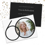 Invitación Foto Minimalista Blanco Negro 60 cumpleaños<br><div class="desc">Foto Minimalista Invitación de cumpleaños número 60 de blanco negro. Diseño moderno de invitación minimalista de cumpleaños, sencillo pero elegante. Esta plantilla de diseño es personalizable con la foto. ¡Genial para un fiesta de temática blanca y negra! Esta es una plantilla de personalizable, si necesita ayuda para personalizarla, simplemente contacte...</div>