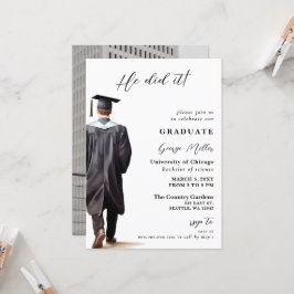Invitación Foto Minimalista moderna que se graduó