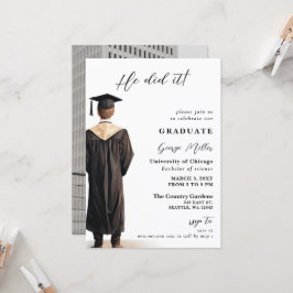 Invitación Foto Minimalista moderna que se graduó
