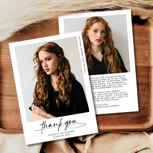 Invitación Foto moderna de graduación Gracias guión (Subido por el creador)