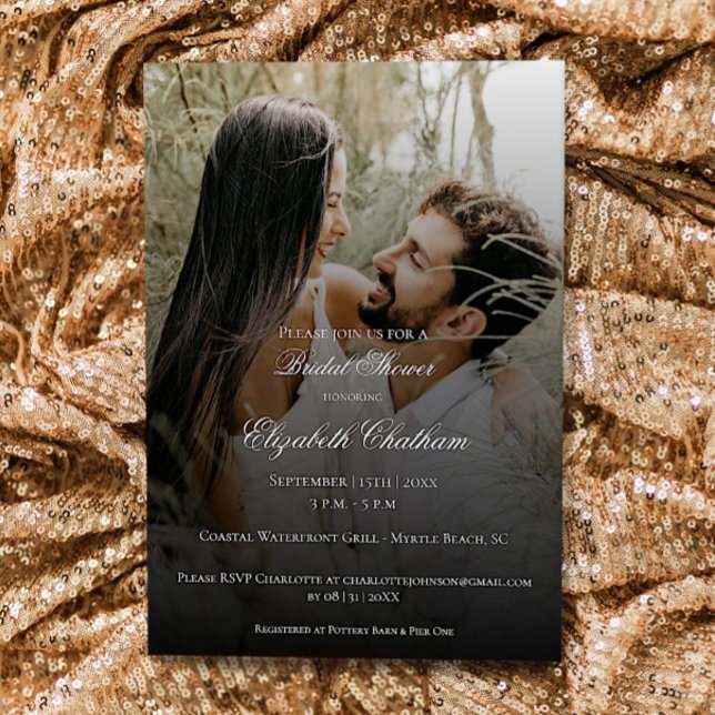 Invitación Foto moderna y ducha de novia superpuesta negra (Modern Photo and Black Overlay Bridal Shower Invitation
)