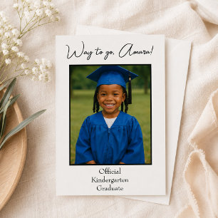 Invitación Foto oficial de graduada de jardín de infantes