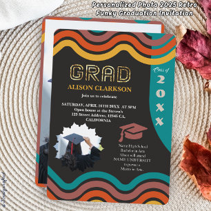 Invitación Foto personalizada Graduación de Funky Retro 2025
