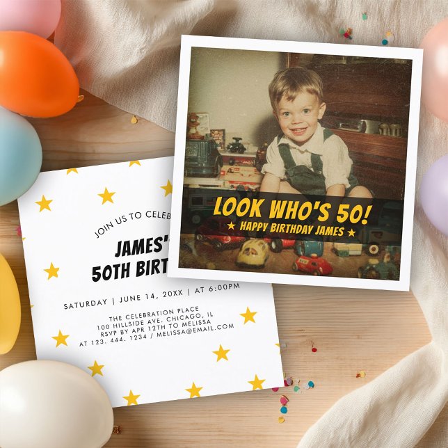 Invitación Foto personalizada retro de cumpleaños 50 de algui (Neutral-toned 50th birthday invitation with retro typography, custom photo, in a minimalist design)