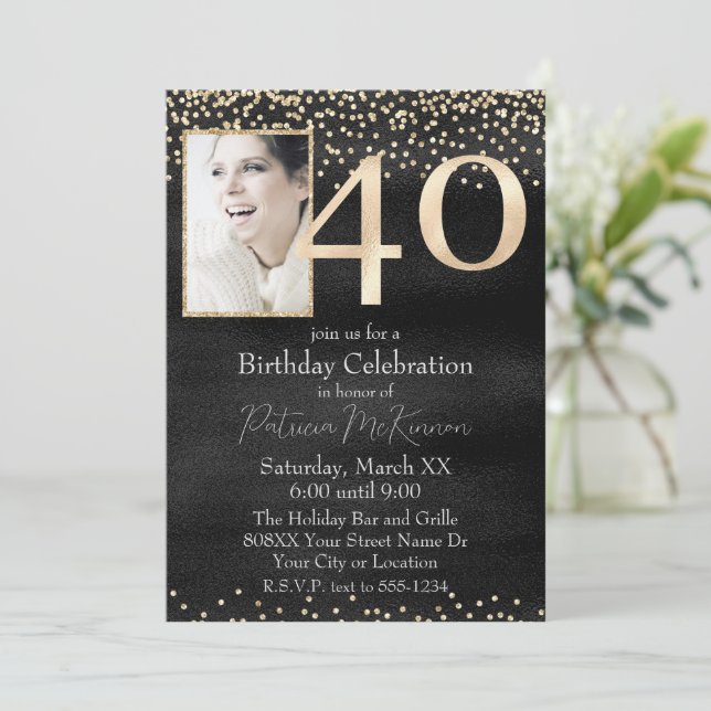 Invitación Foto personalizado Black and Gold 40th Birthday (Anverso de pie)
