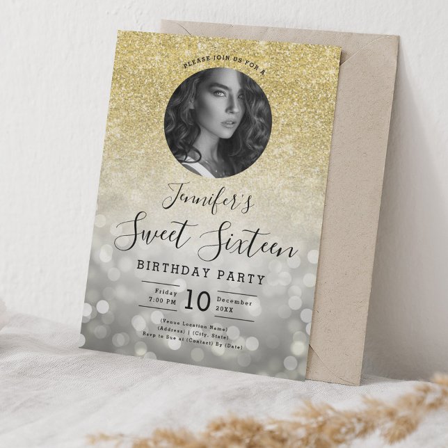 Invitación FOTO Purpurina de oro Plata Bokeh Luces dulces 16 (PHOTO Gold Glitter Silver Bokeh Lights Sweet 16 Invitation)