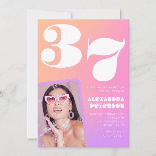 Invitación Foto Retro Gradiente Rosa cumpleaños 37 (Anverso)