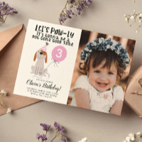 Foto rosa del partido de cumpleaños del perro de p