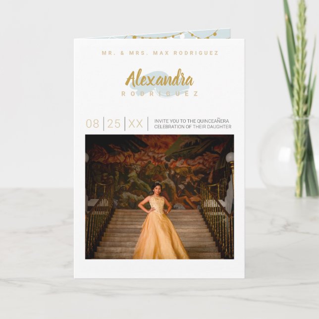 Invitación Fotografía de Día Lluvioso Azul y Oro Quinceanera (Anverso)