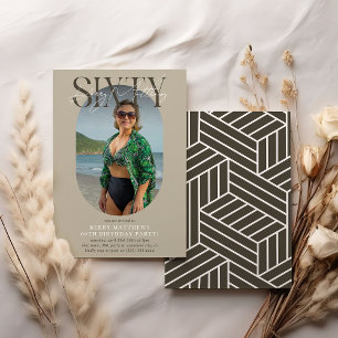 Invitación Fotografía ovalada moderna y firma 60º cumpleaños