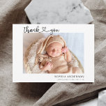 Invitación fotográfica de Heart Script<br><div class="desc">La invitación de nacimiento presenta caligrafía de escritura con corazón.</div>