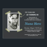 Invitación Fotos Cumpleaños Vintage Black Invitan a los hombr<br><div class="desc">Añade tu foto a esta elegante invitación de estilo vintage. Añadir cualquier edad. Se incluye la impresión posterior.</div>
