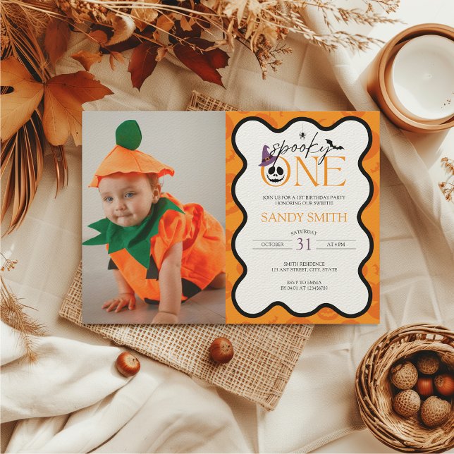 Invitación Fotos de primer cumpleaños de Halloween en Spooky  (Spooky One 1st Birthday Invitation with Photo - Halloween Themed first birthday)