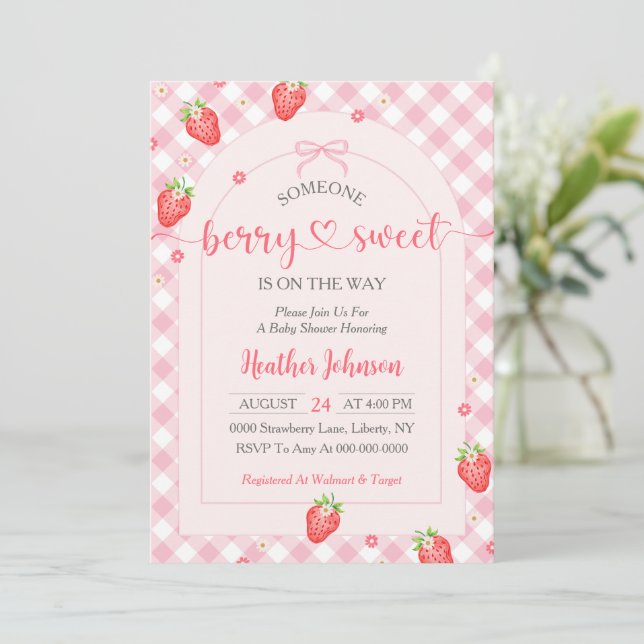 Invitación Fresa Berry Sweet Baby Girl Baby Shower (Anverso de pie)