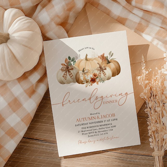 Invitación Friendsgiving Thanksgiving Dinner Pumpkin Bows (Friendsgiving Pumpkin Patch with Bows dinner invitation)