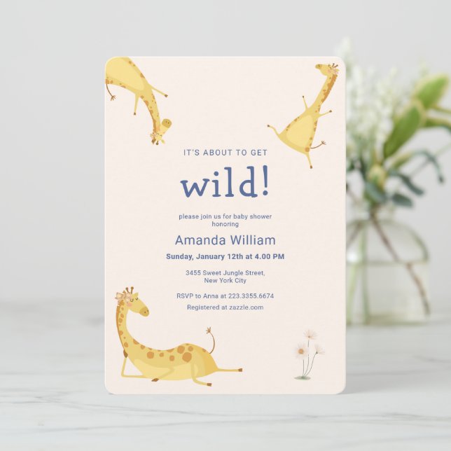 Invitación Fun About To Get Wild Sarafi Giraffe Baby Shower (Anverso de pie)