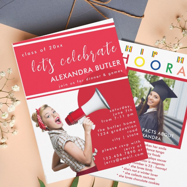 Invitación Fun Facts Red Bold Script Graduation Class of 2023 (Subido por el creador)