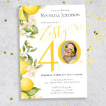 Invitación Fun Zesty Lemon Photo 40th Birthday Fiesta<br><div class="desc">Fun Zesty Lemon Photo 40th Birthday Party Invitation. ¡Enciende tu celebración con nuestro tema de la fiesta de cumpleaños de cumpleaños de los adultos de Limón Zesty! Con energía y vitalidad, este animado diseño prepara el escenario para una reunión llena de diversión. Desde los vivos tonos amarillos hasta los alegres...</div>