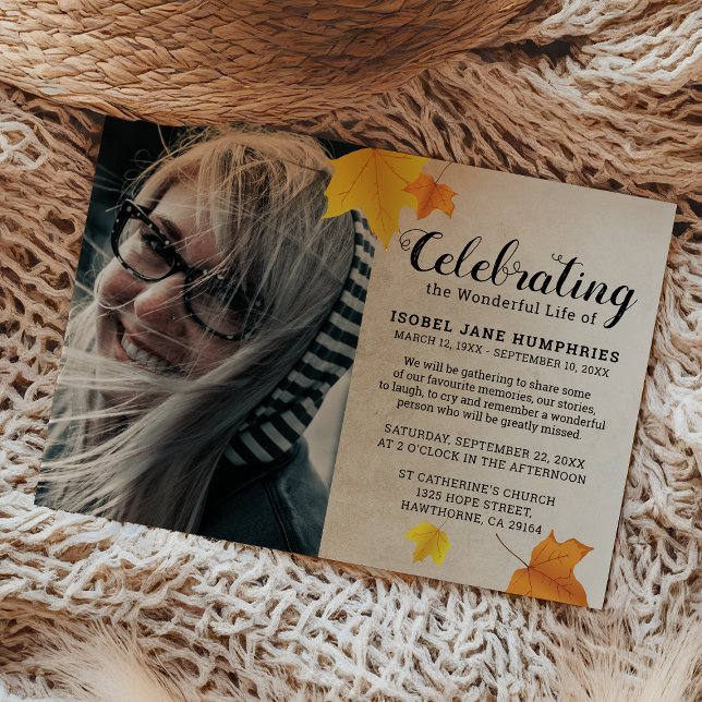 Invitación Funeral de Hojas de Otoño Rústico | Celebración de (Subido por el creador)