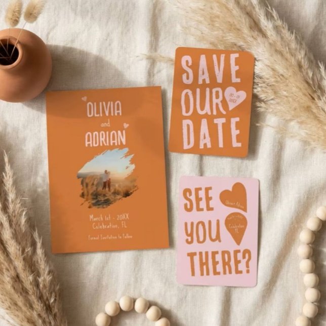 Invitación Funky Bold Font (Check out the different colors too!)