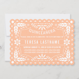 Invitación Fuzz y papel picado blanco Quinceañera