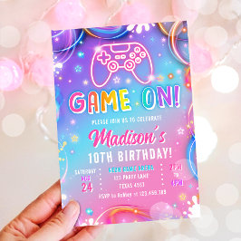 Invitación Game On Videogame Arcade VR Neon Girl Birthday