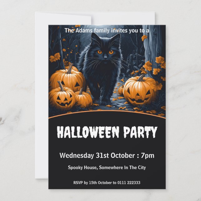 Invitación Gato negro caminando por la fiesta de Halloween en (Anverso)