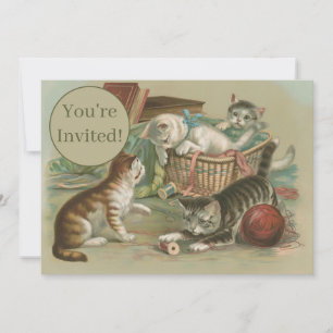 Invitación Gatos victorianos antiguos jugando en una cesta de