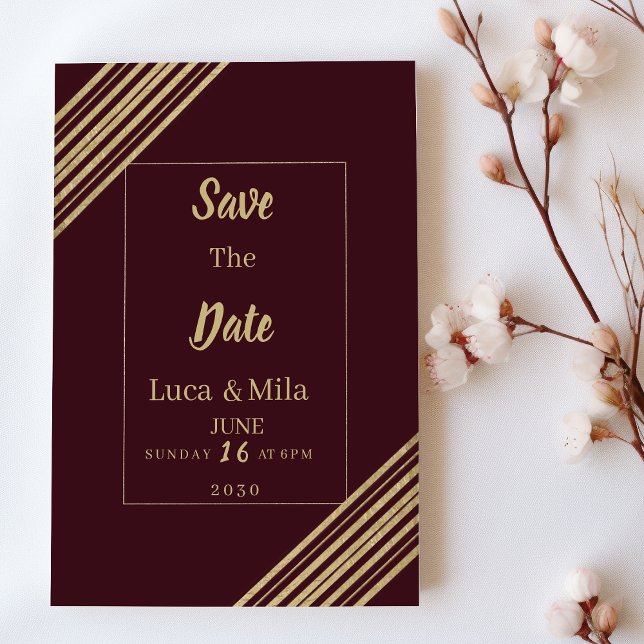 Invitación Geometrical burgundy gold typo Save the Date (Geometrical burgundy gold typo Save the Date)