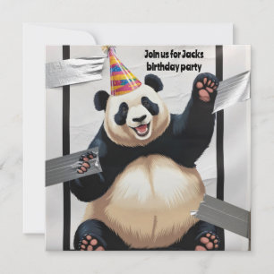 Invitación Gigante panda sentado usando gorra de cumpleaños