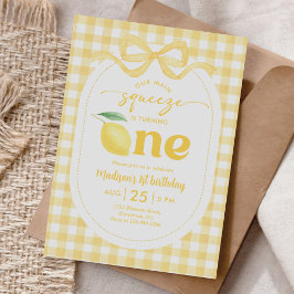 Invitación Gingham Lemon Nuestro principal apretón de cumplea