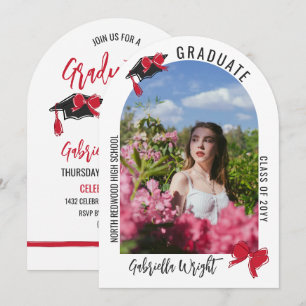 Invitación Girly Cute Red Bows Arch Celebración de Graduación