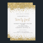 Invitación Glam Gold Purpurina 21st Birthday Fiesta<br><div class="desc">Glam Gold Purpurina Fiesta 21º cumpleaños. Disponible digitalmente e impreso. Los elegantes bordes de confeti de purpurina dorado están en la parte superior e inferior y también en la parte trasera. El Twenty First presenta un estilo moderno de escritura a mano. Personaliza fácilmente el resto del texto a tu propia...</div>
