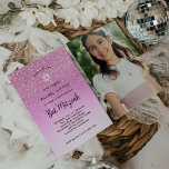 Invitación Glam Purpurina Rosa Look Bat Mitzvah | Foto devuel<br><div class="desc">Esta moderna y elegante invitación a Bat Mitzvah presenta una tipografía de escritura a la moda con un fondo de purpurina lúgubre,  rosa oscuro y falso,  con una imagen de la Estrella de David. Tu foto favorita va por detrás.</div>