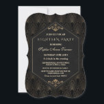 Invitación Glam Roaring de los años 20 Gran Gatsby Art Deco D<br><div class="desc">Diseño de tarjeta Boda Royal Gold Black Great Gatsby. Diseño de tarjetas Royal, Romántica, Vintage con un estilo Art Deco de Great Gatsby, un Hollywood Roaring de los años 20, con un Relieve metalizado Fleur-de-lis de falso oro, divisor y fuentes magníficas, sobre un fondo de textura negra. Utilice la herramienta...</div>